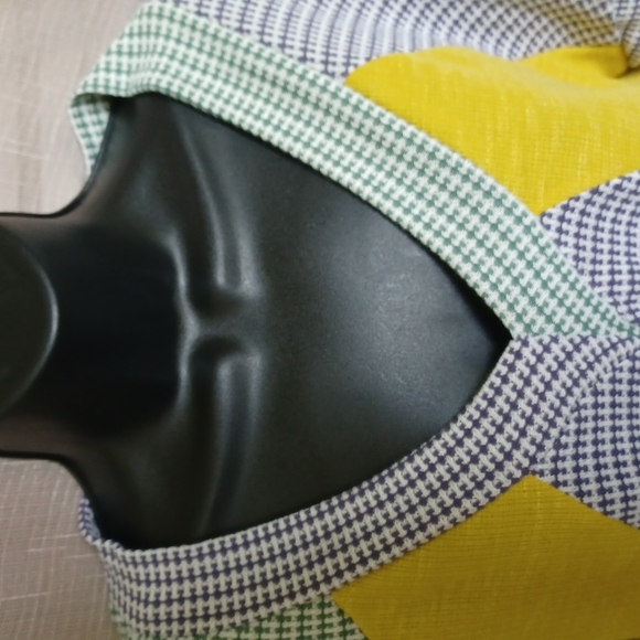 Sugarfox Color Block and patterned Top, white/green/purple/yellow, size S - Picture 2 of 6